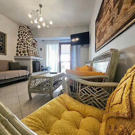 Maisonette By The Sea 50 M * 佩科霍里