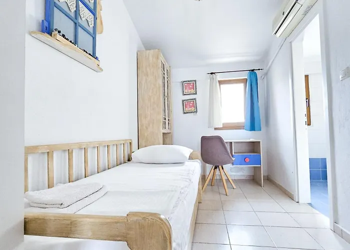 Hébergement de vacances Maisonette By The Sea 50 M