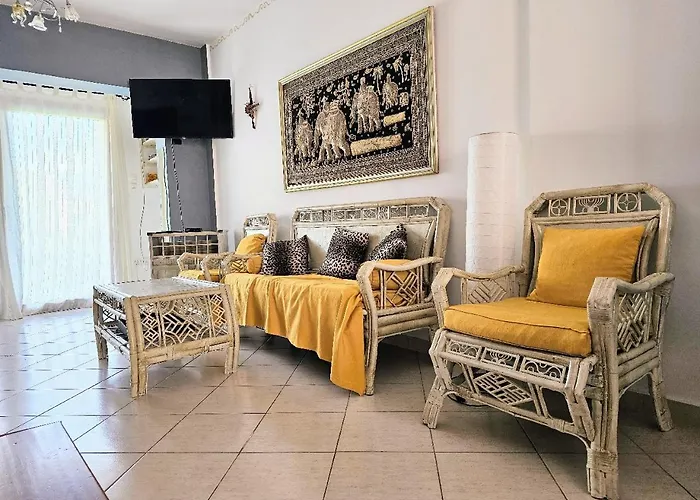 Maisonette By The Sea 50 M Hébergement de vacances *