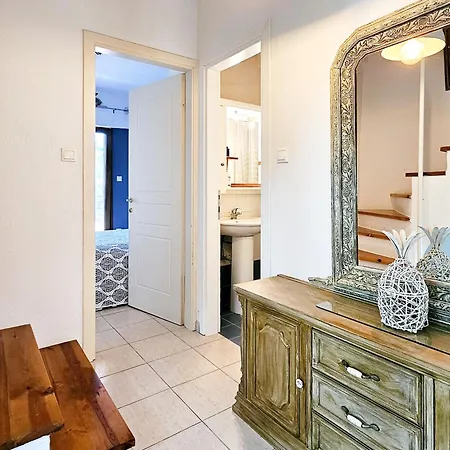 Case de vacanță Maisonette By The Sea 50 M *