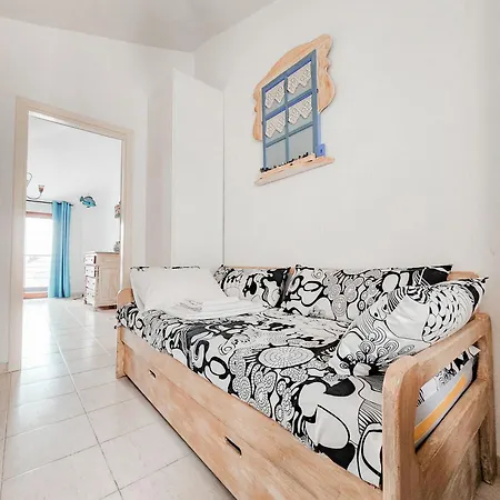 Case de vacanță Maisonette By The Sea 50 M *