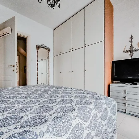 Maisonette By The Sea 50 M *