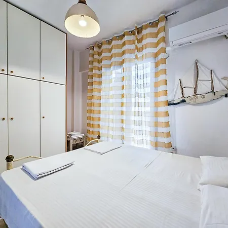 Maisonette By The Sea 50 M Semesterbostad *