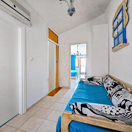 Maisonette By The Sea 50 M בית נופש פפקוהורי