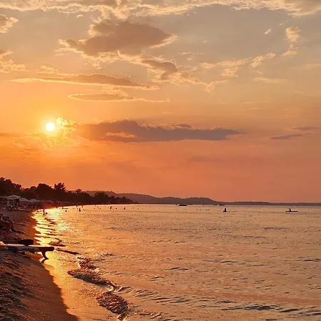 Maisonette By The Sea 50 M Casa vacanze