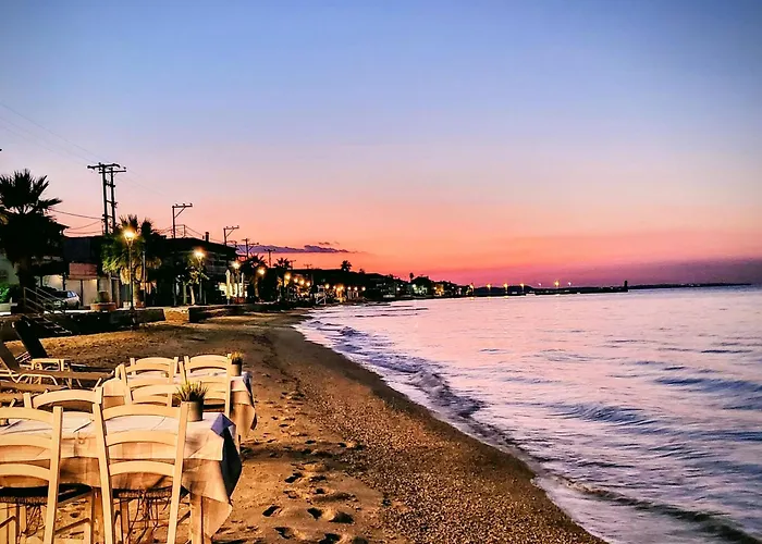 Maisonette By The Sea 50 M