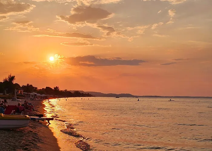 Maisonette By The Sea 50 M 度假居